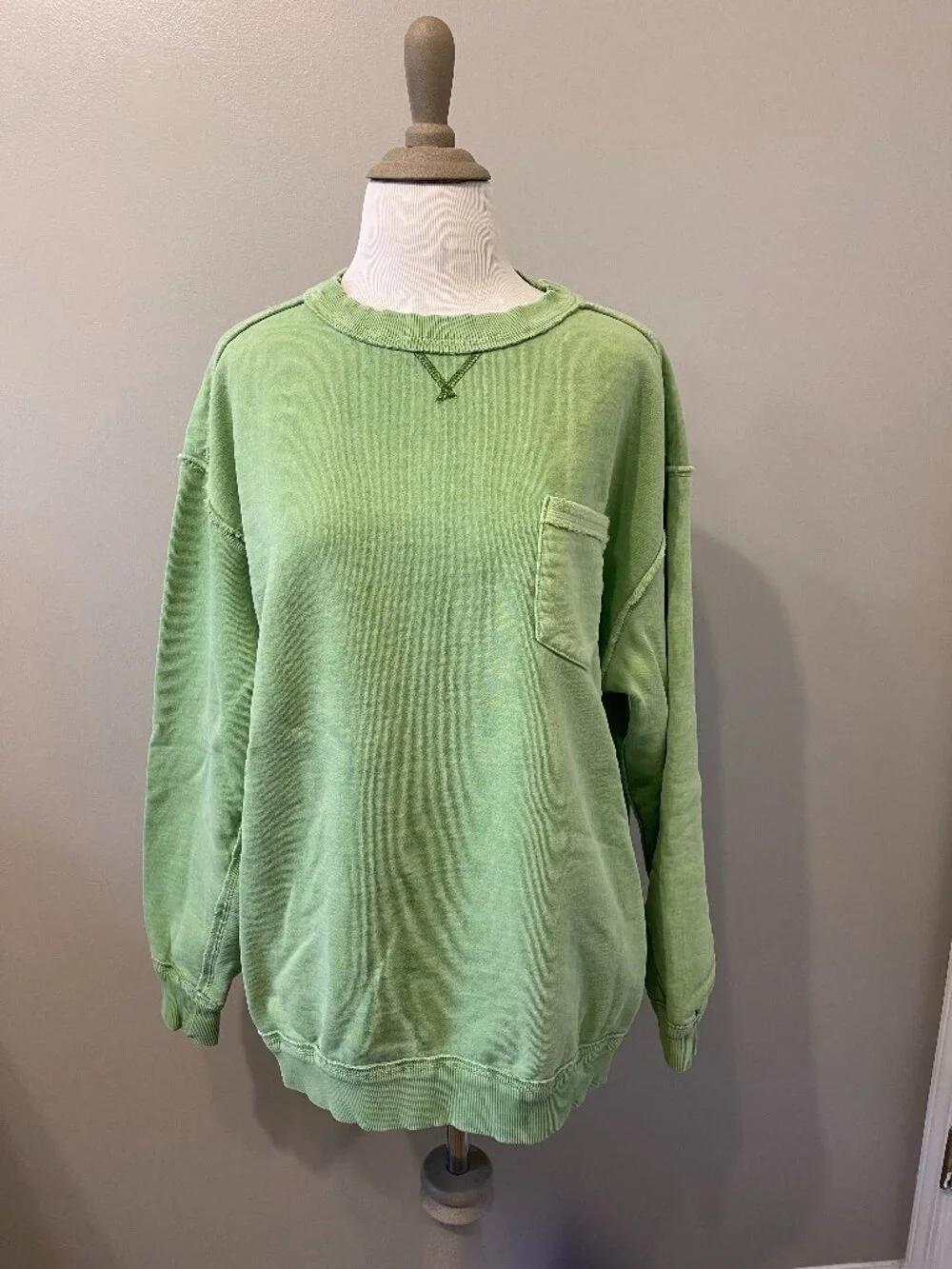 Free People (We The Free) Moderate Weight Sweatshirt Size S Lime Green - Picture 1 of 5